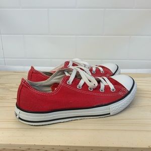 Red Converse All-Star Chuck Taylor
